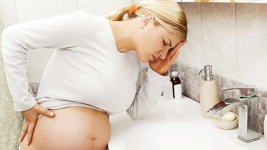 avoid nausea during pregnancy